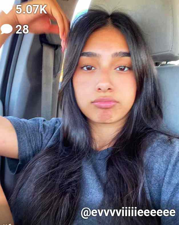 Evie Cruz - Wiki, Bio, Age, Height, Boyfriend, Net Worth, Biography